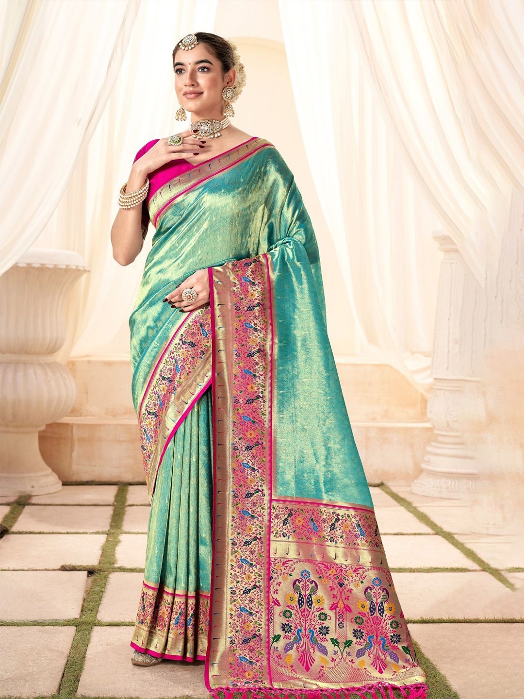 

DEVATITHI Woven Design Light Blue Silk Saree, Turquoise blue