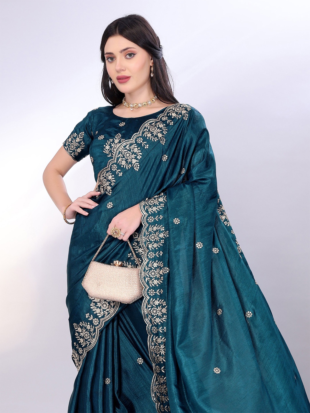 

HERE&NOW Ethnic Motifs Embroidered Saree, Teal