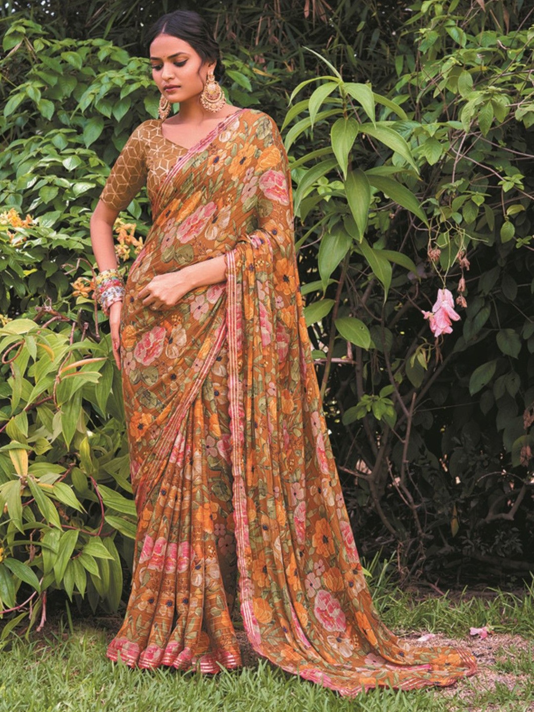 

DIVASTRI Floral Printed With Sequinned Work Poly Chiffon Saree, Mustard