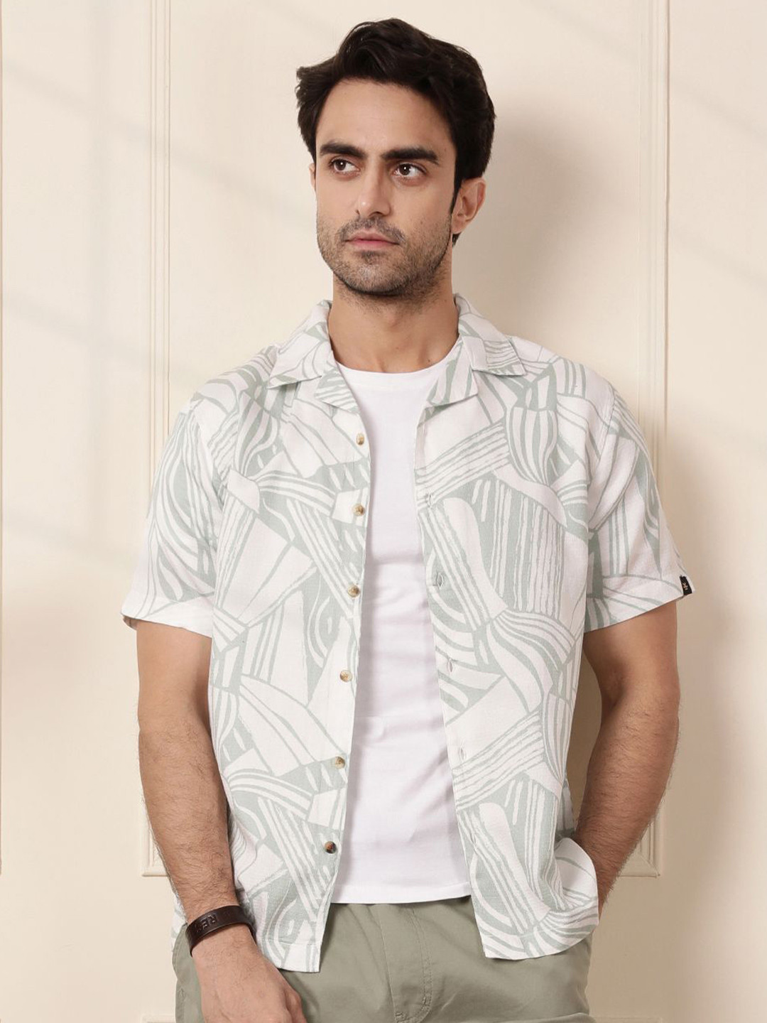 

WROGN Men Comfort Fit Cuban Collar Abstract Printed Cotton Casual Shirt, Off white