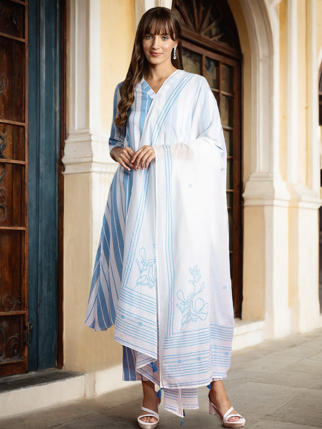 

Anouk Women Striped Regular Kurta with Trousers & Dupatta, Blue