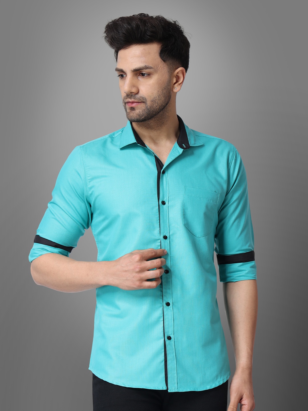 

Metronaut Men Regular Fit Spread Collar Solid Cotton Casual Shirt, Sea green