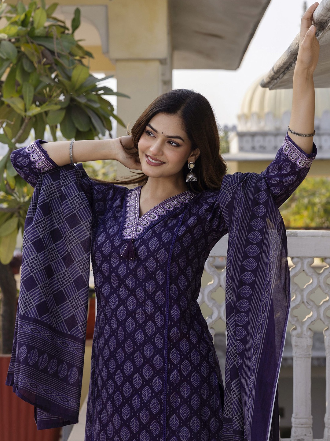 

Anouk Floral Printed Thread Work V-Neck Straight Pure Cotton Kurta With Trousers & Dupatta, Purple