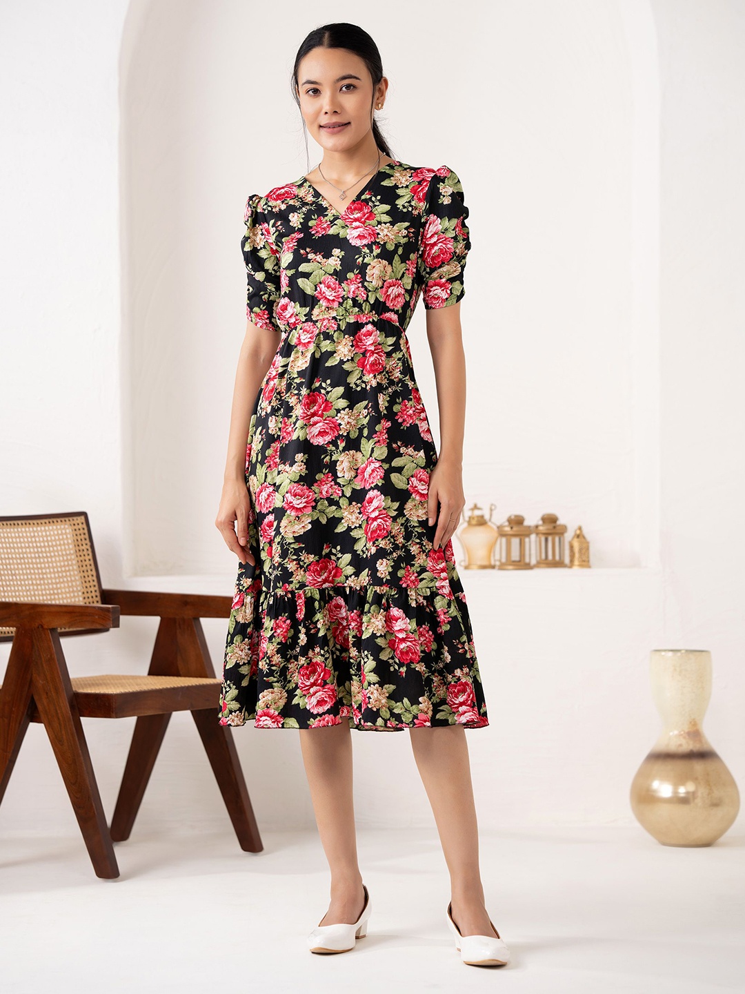 

DressBerry Floral Print V Neck Puff Sleeve Fit & Flare Tiered Dress, Black