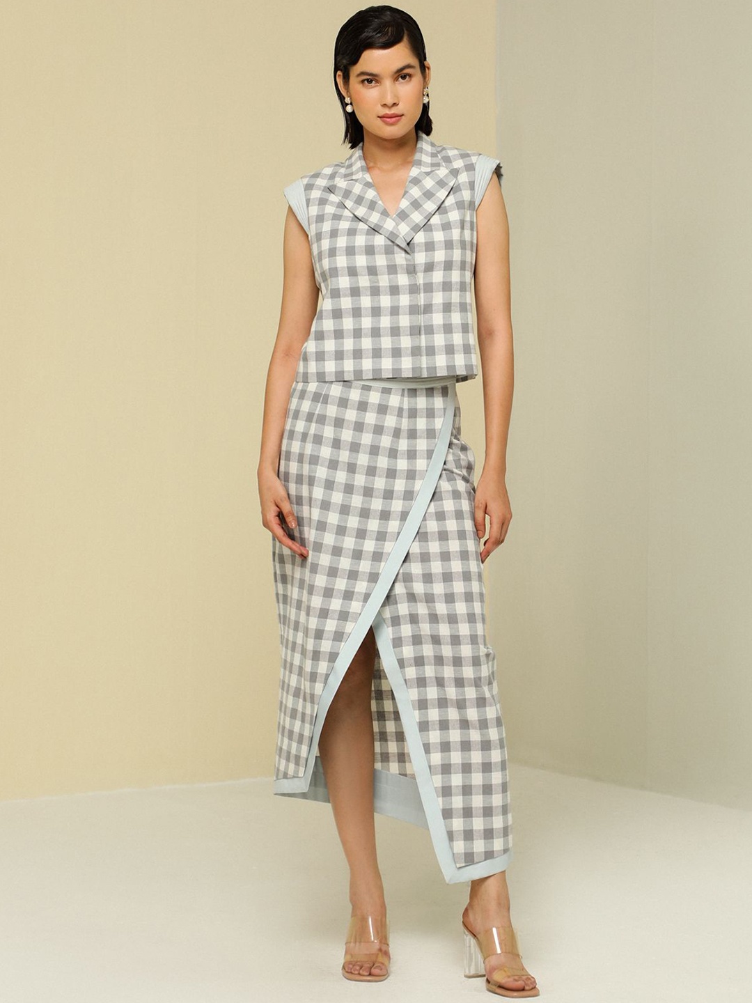 

ZAITRA Women Checked Wrap Midi Skirt, Grey