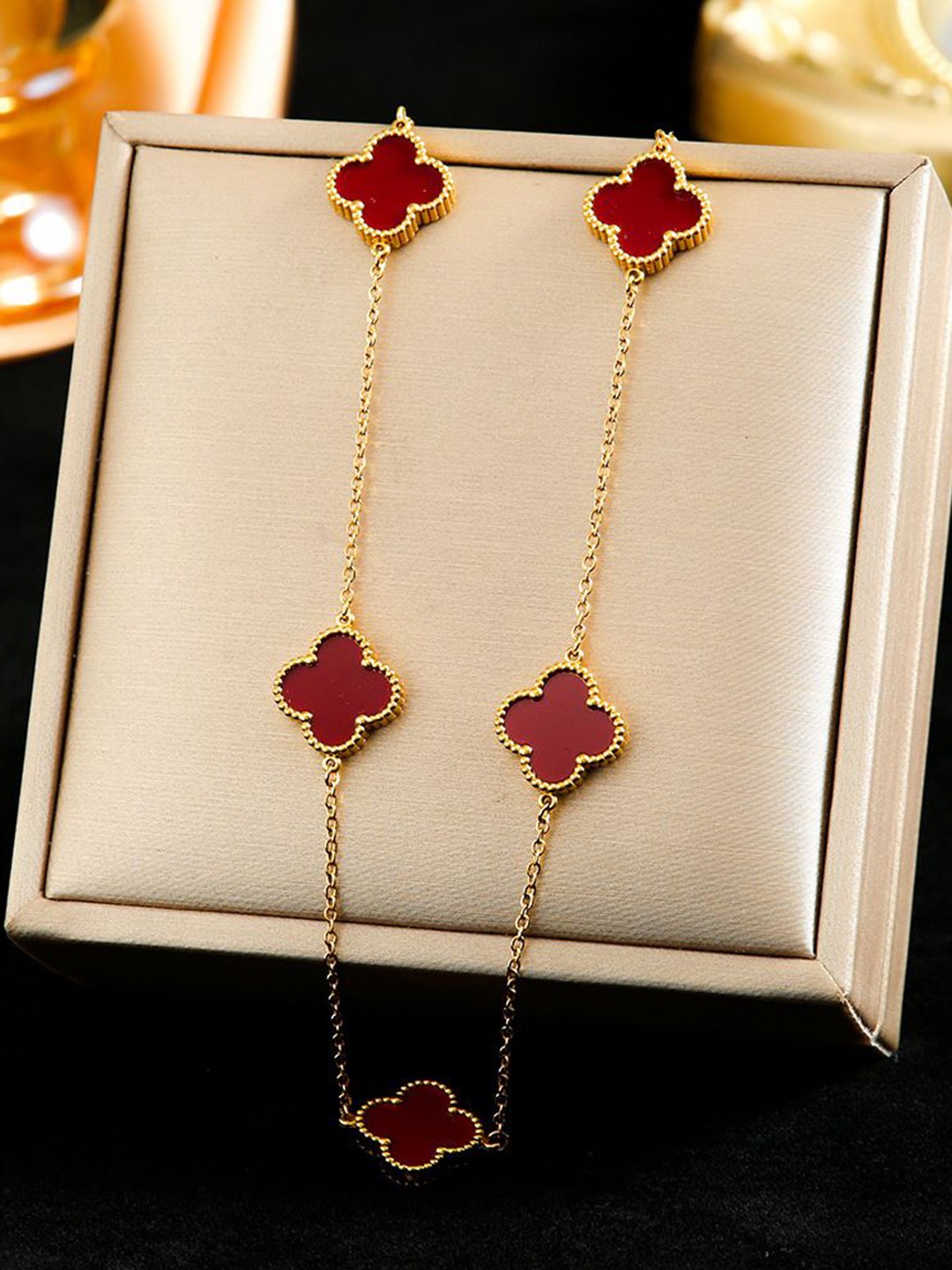

MEENAZ Stainless Steel Gold-Plated Artificial Stones Studded Minimal Clover Chain