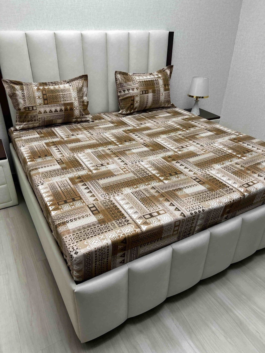 

Pure Decor Velar Fur Sib Brown Printed Pure Cotton 330 TC King Bedsheet Set 2.74m x 2.74m