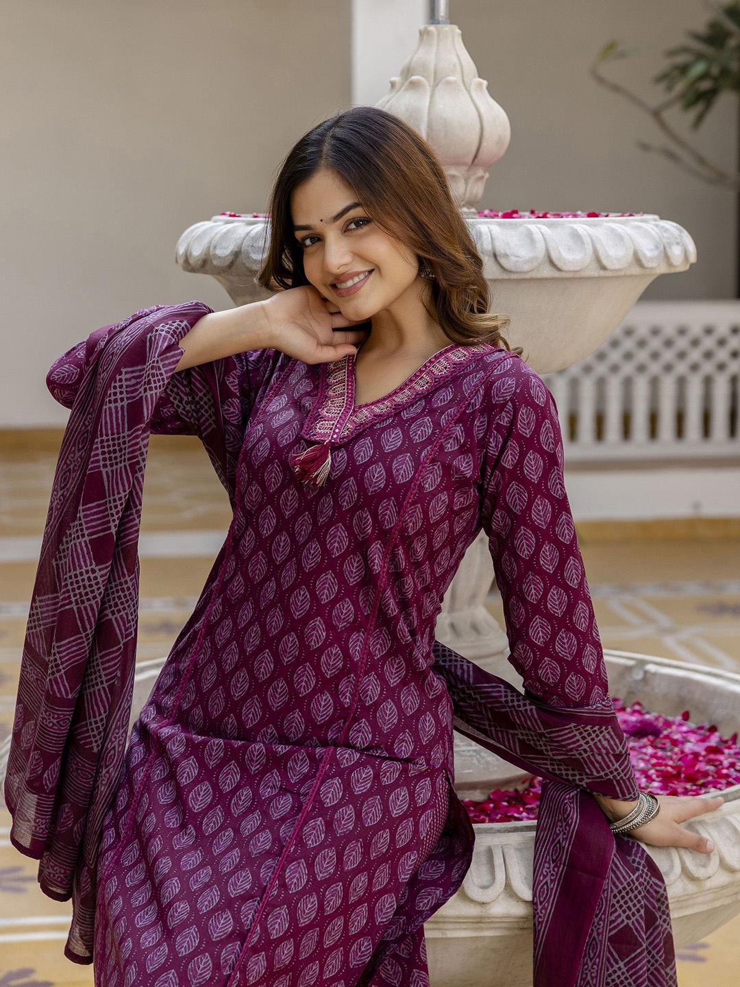 

Anouk Floral Printed Thread Work V-Neck Straight Pure Cotton Kurta With Trousers & Dupatta, Maroon
