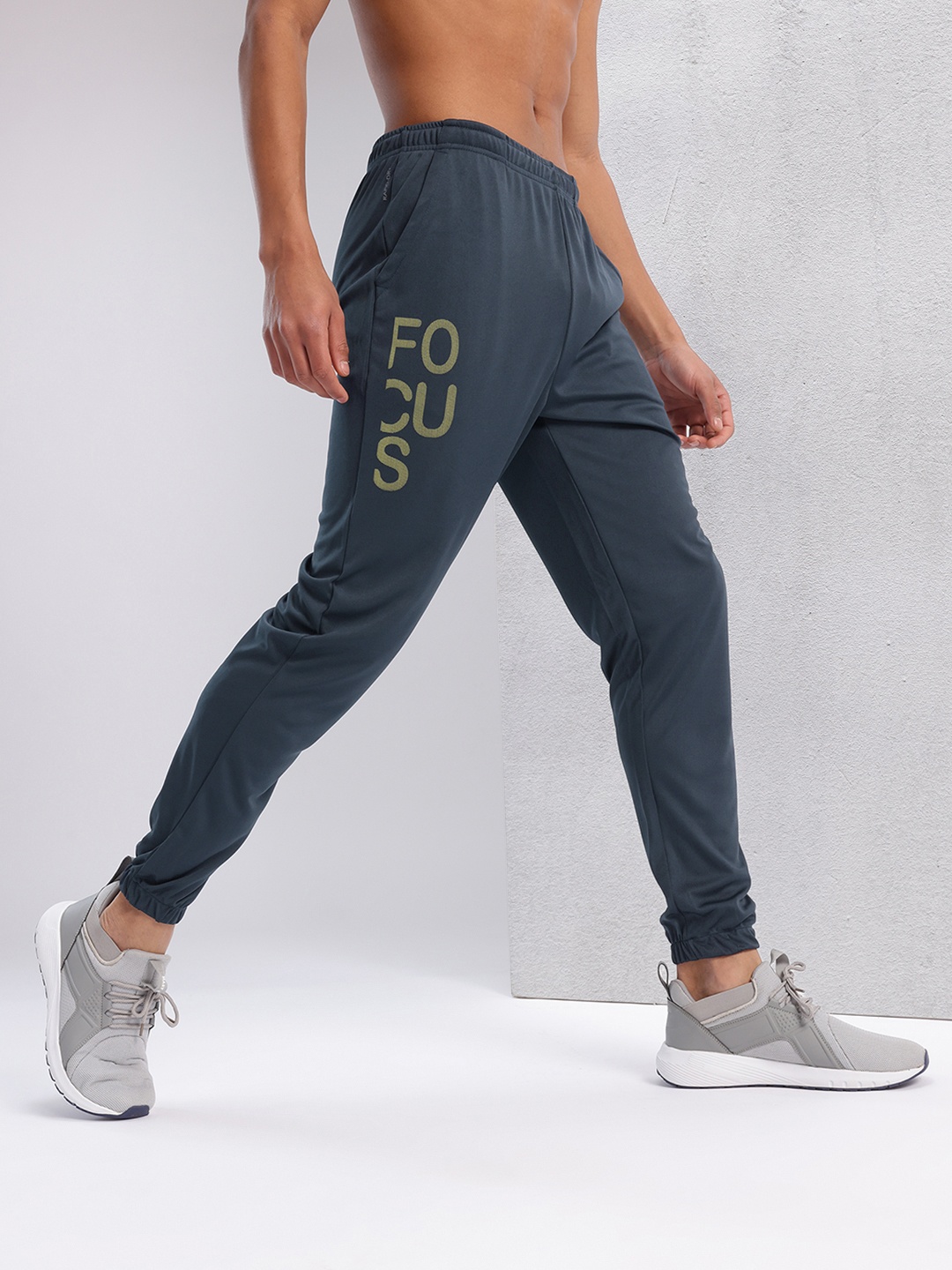 

HRX by Hrithik Roshan Men Training Track pants, Blue