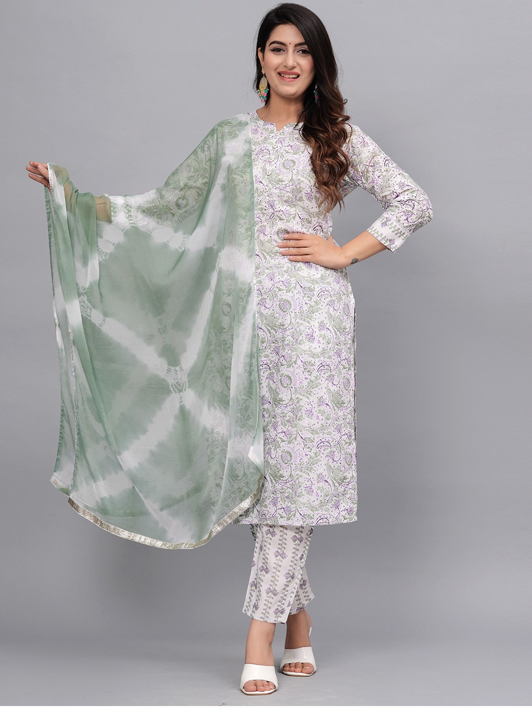 

Fmkcreation Floral Printed Notch Neck Pure Cotton Straight Kurta With Trousers & Dupatta, White