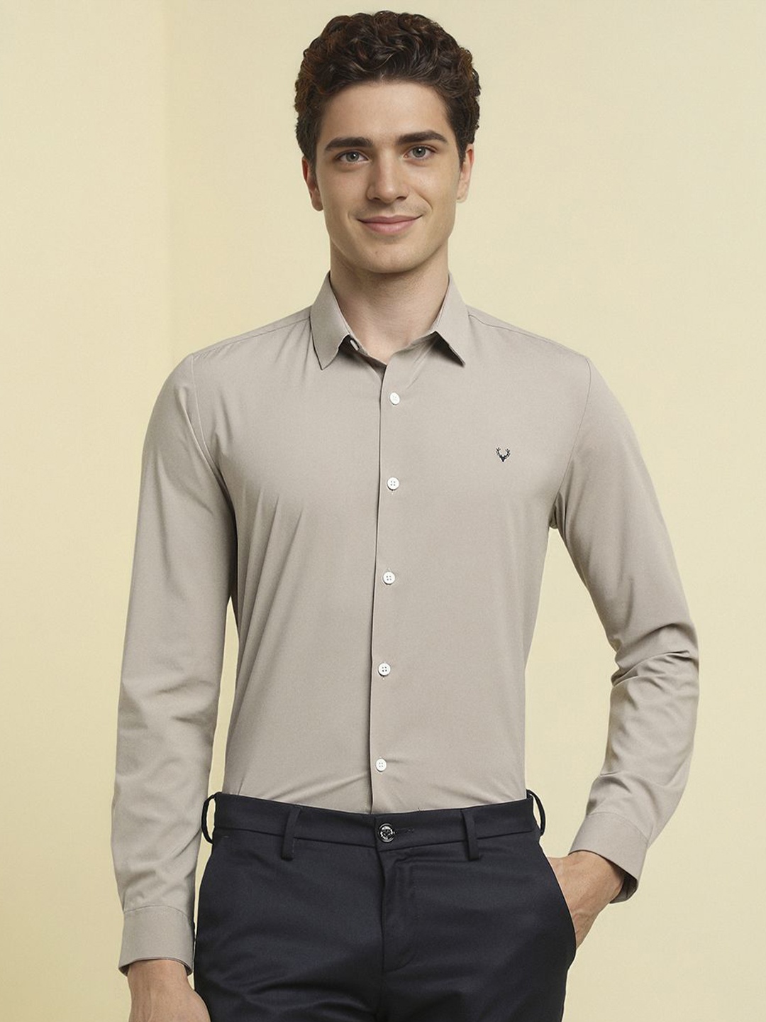 

Allen Solly Men Slim Fit Spread Collar Solid Formal Shirt, Beige