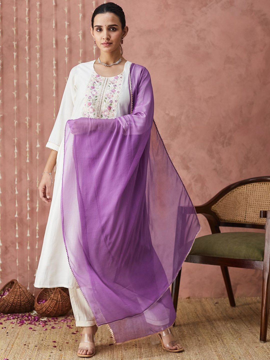 

SANSKAR Floral Embroidered Round Neck Straight Kurta With Trouser & Dupatta, Purple