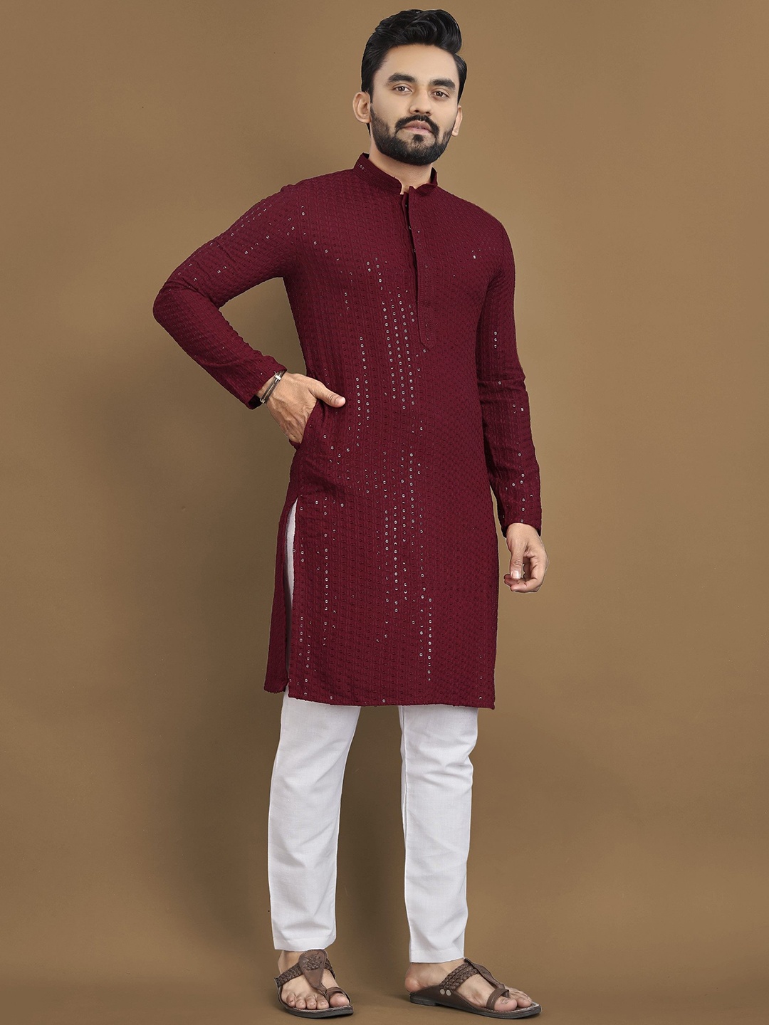 

Moda Rapido Embroidered Embellished Mandarin Collar Straight Kurta, Maroon