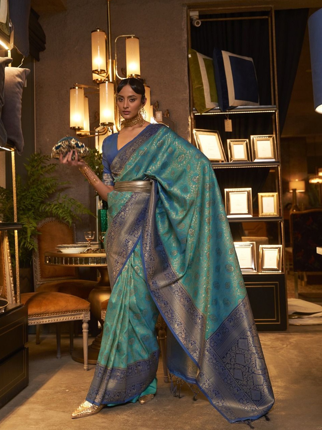 

Anouk Woven Design Zari Silk Blend Banarasi Saree, Turquoise blue