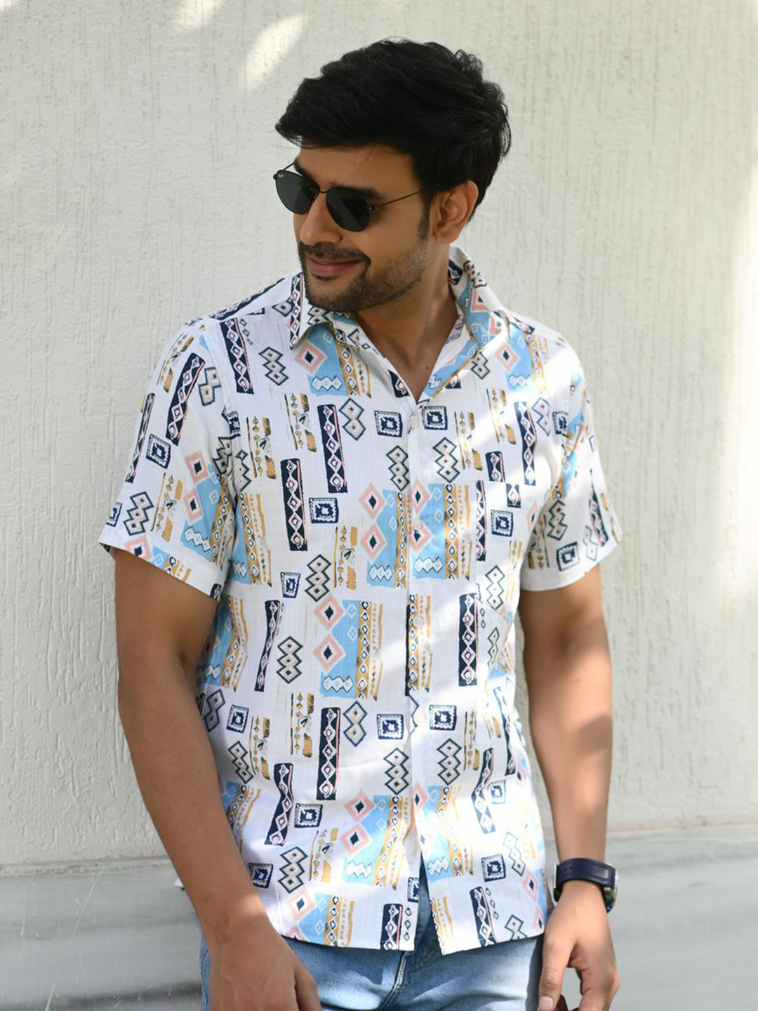 

Style Matters Men Standard Fit Spread Collar Geometric Printed Cotton Casual Shirt, White