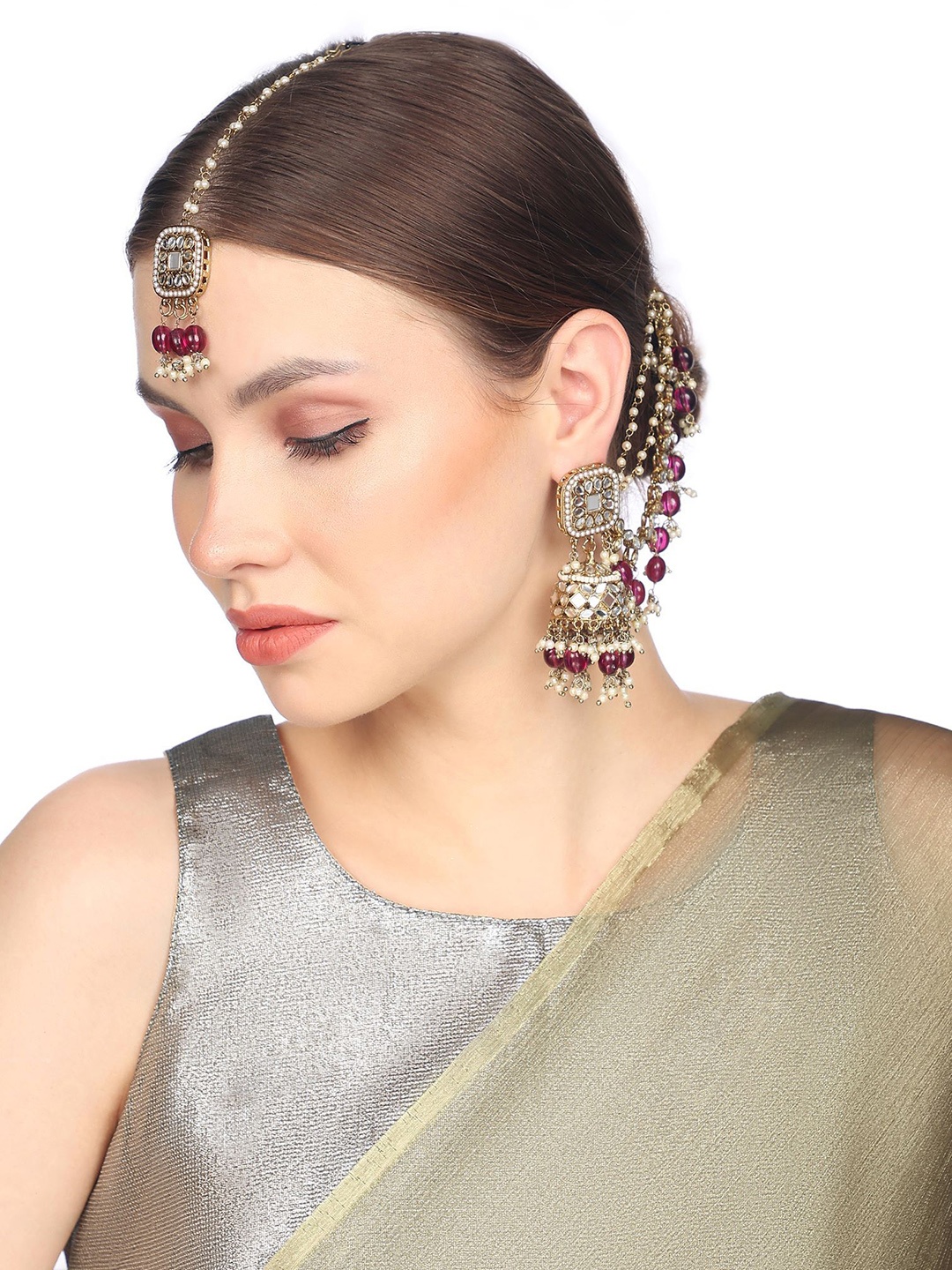 

EVY Contemporary Shaped Copper Plated Artificial Stones And Beads jhumkas
