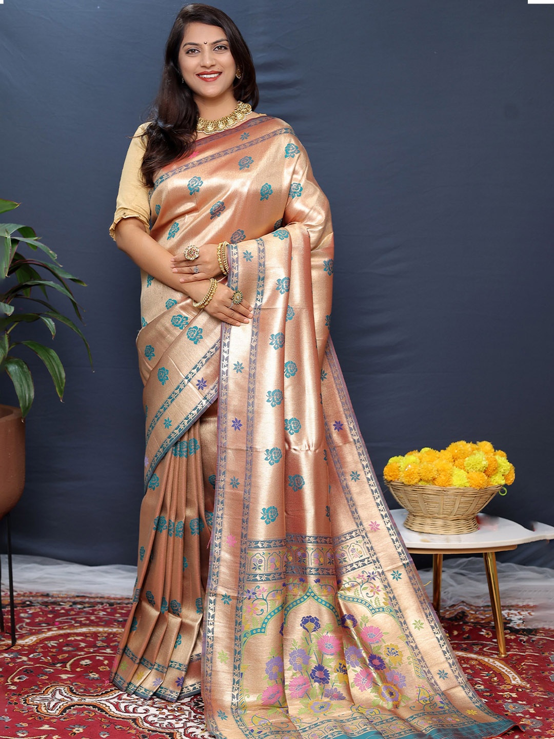 

Kandora Woven Design Zari Pure Silk Paithani Saree, Peach