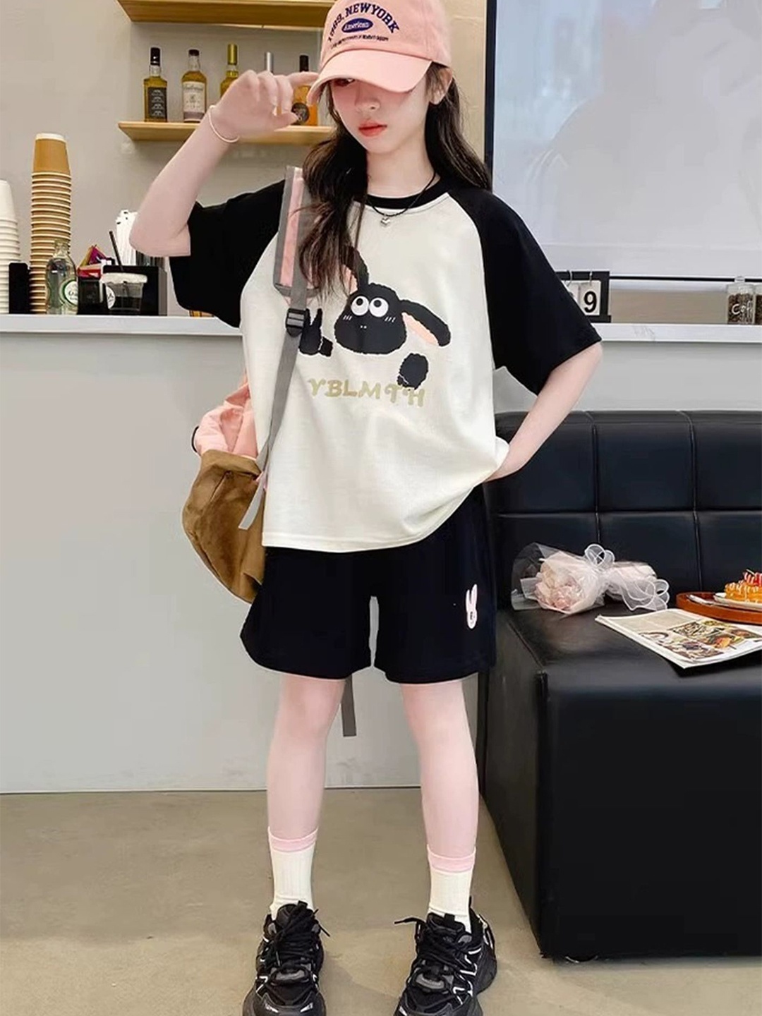 

LULU & SKY Girls Printed Round Neck T-Shirt With Shorts, Black