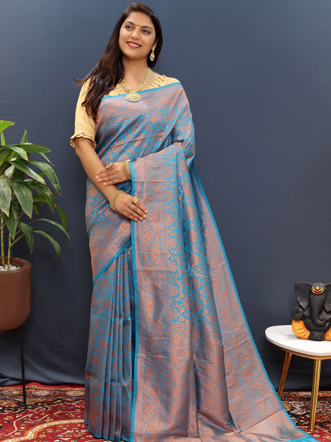 

Kandora Women Woven Design Zari Paithani Saree With Unstitched Blouse Piece, Blue