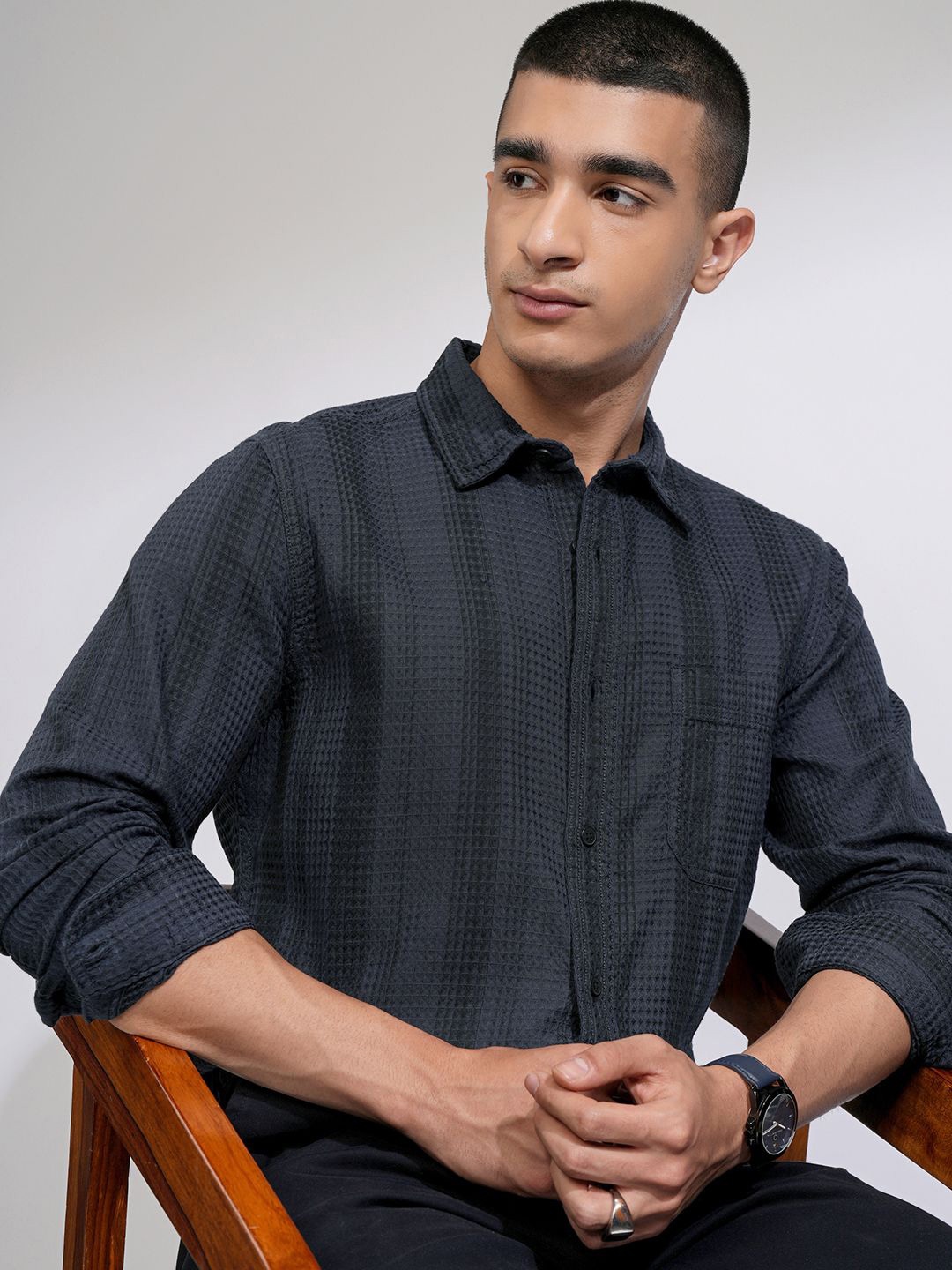 

HIGHLANDER Men Dobby Textured Checked Casual Shirt, Charcoal