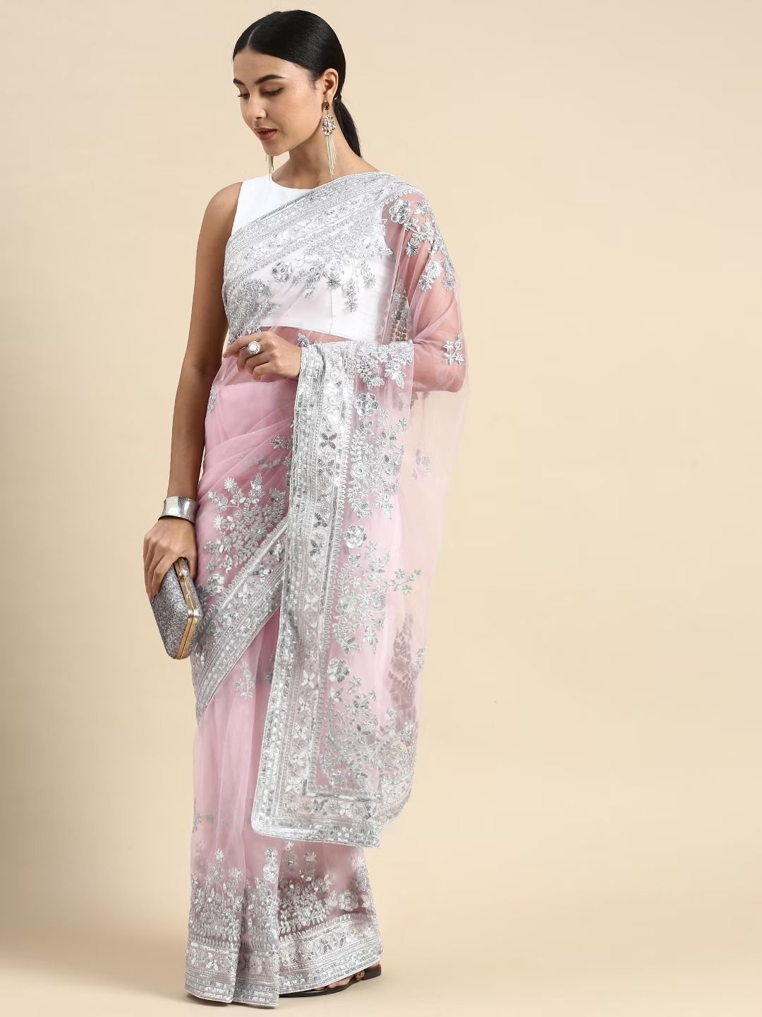 

DIVASTRI Embellished Embroidered Saree, Pink
