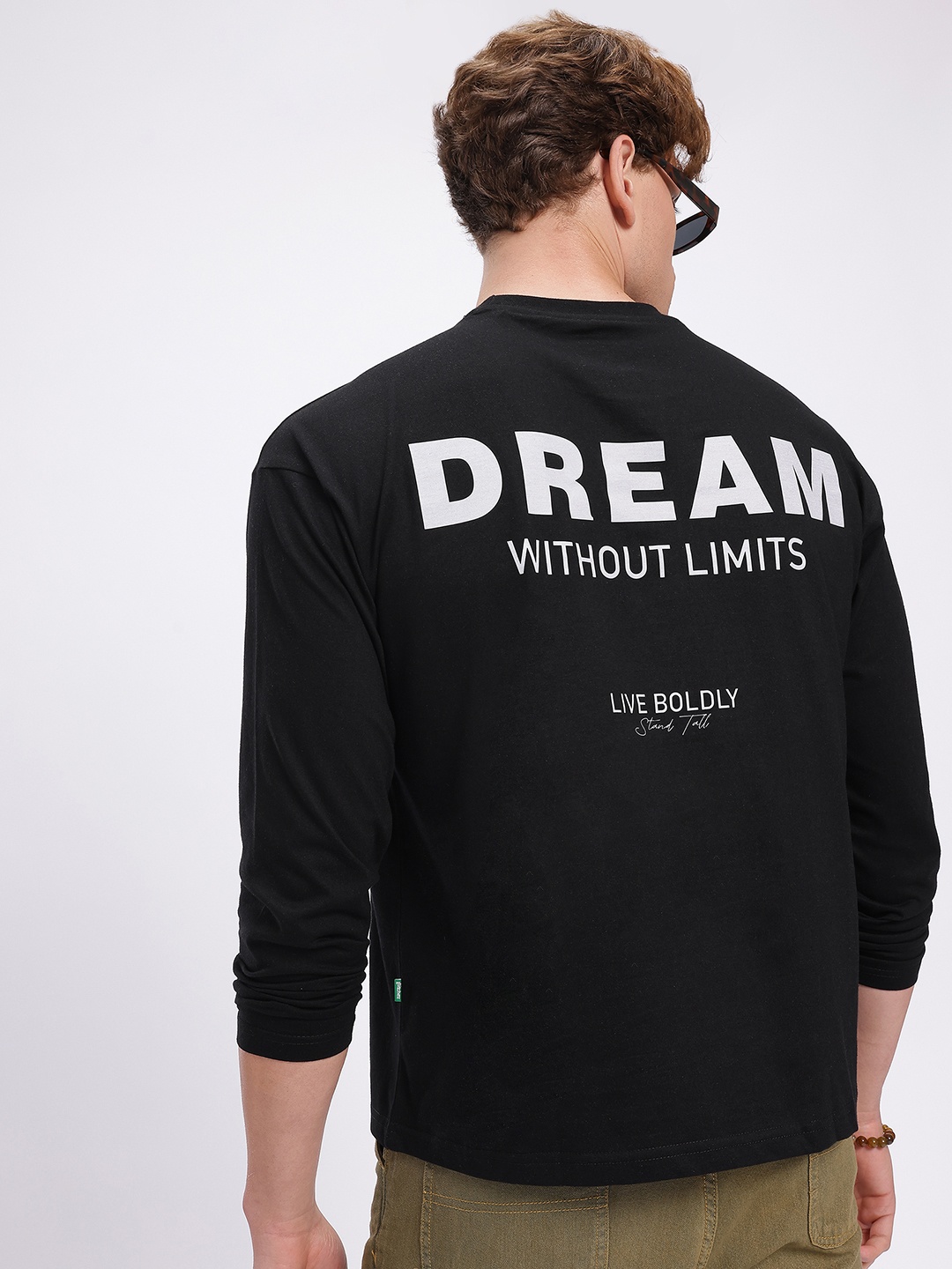 

glitchez Dream Realm Printed Drop-Shoulder Sleeves T-shirt, Black