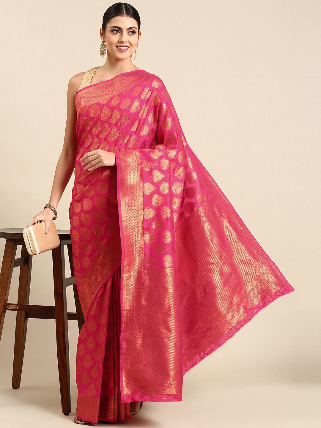 

DIVASTRI Woven Design Zari Banarasi Saree With Unstitched Blouse Piece, Pink