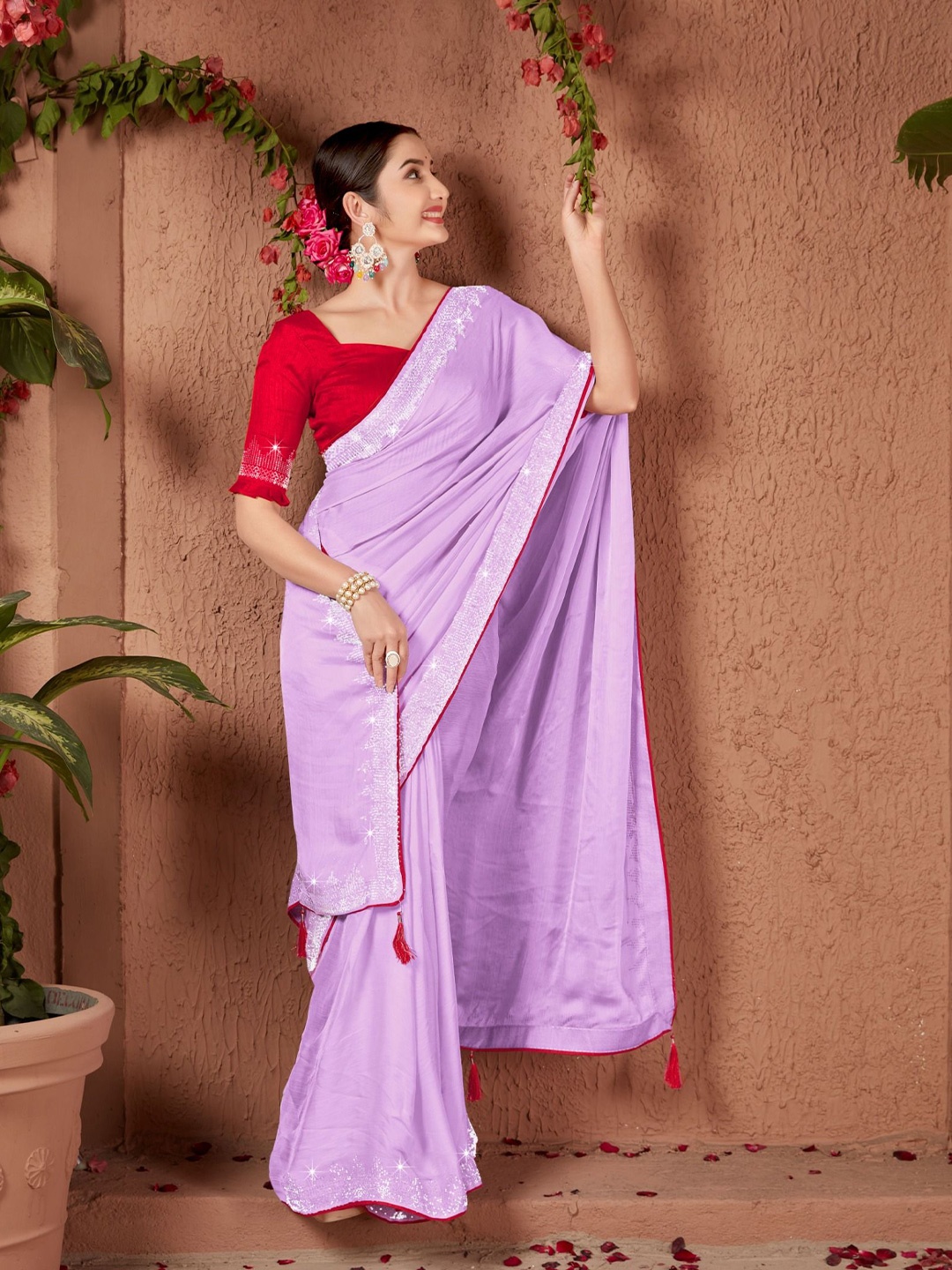 

PAYAL CREATION Women Beads and Stones Pure Georgette Maheshwari Saree, Lavender