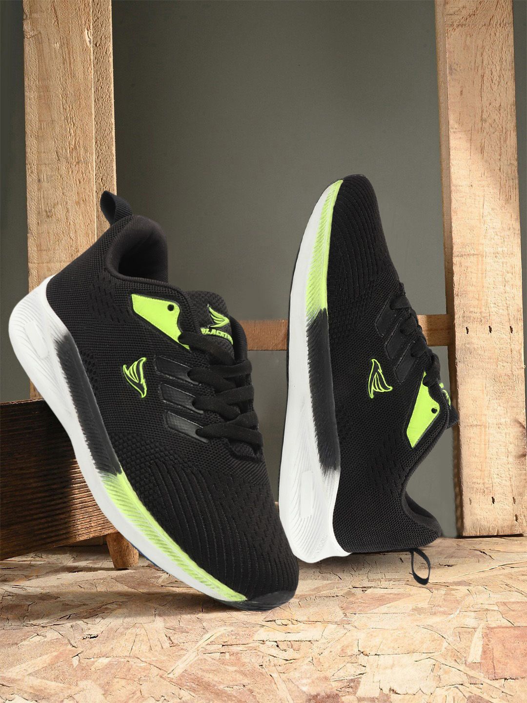 

Blacktown Men Mesh Running Non-Marking Shoes, Black
