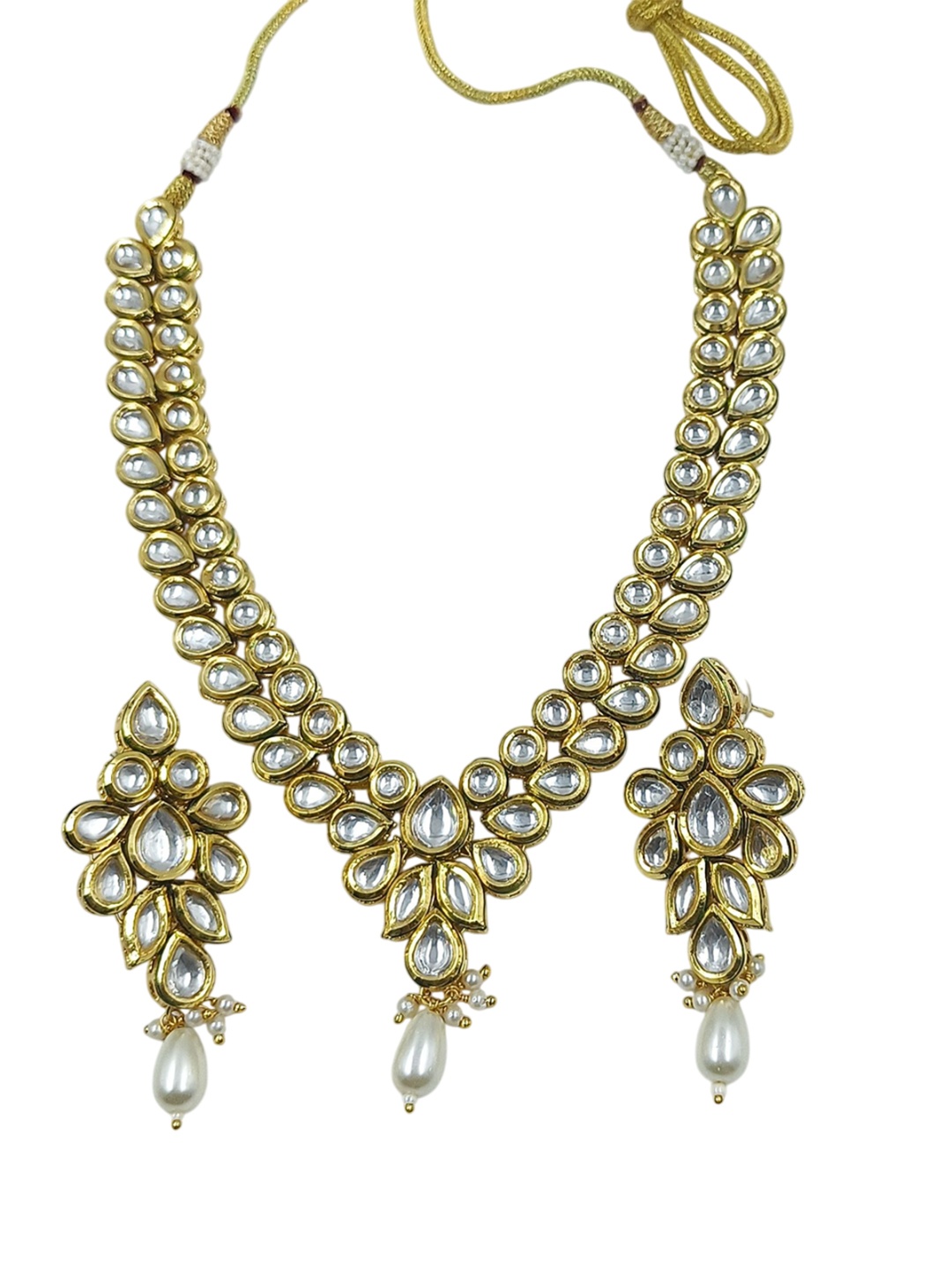 

Knigght Angel Jewels Gold-Plated Kundan Studded & Beaded Jewellery Set