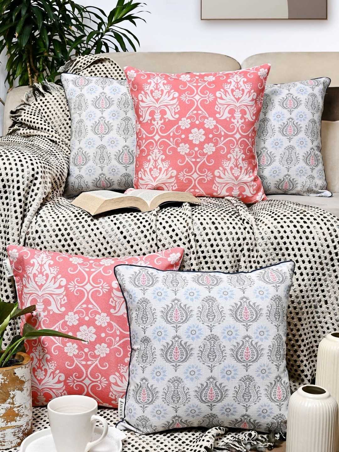 

ANWYN White & Pink 5 Pieces Ethnic Motifs Printed Cotton Square Cushion Covers