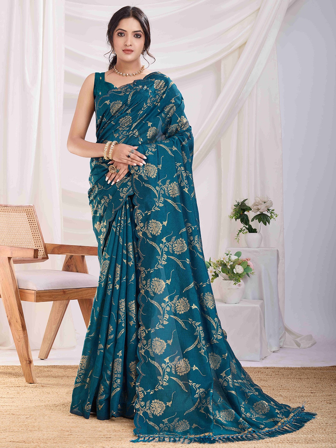 

Mitera Embellished Beads and Stones Silk Blend Saree, Turquoise blue