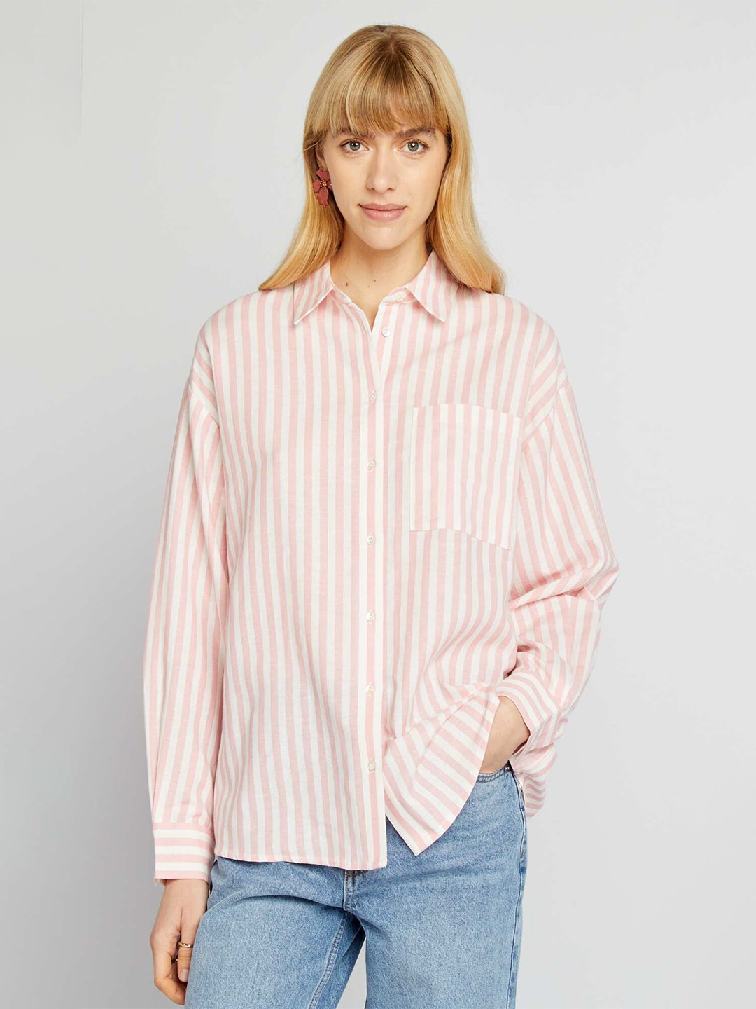 

KIABI Women Comfort Relaxed Fit Spread Collar Vertical Striped Casual Shirt, Pink