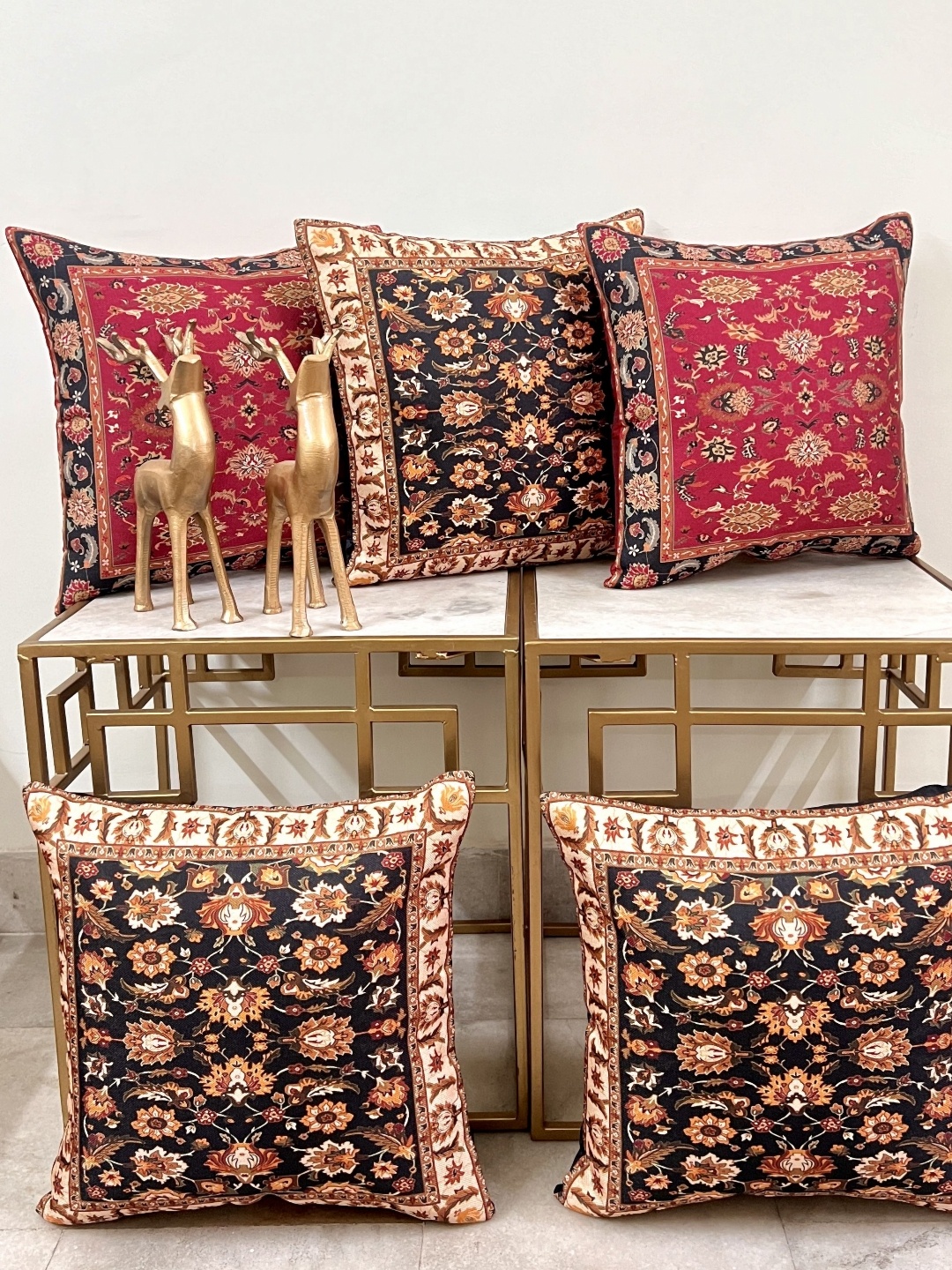 

DIHIKA Maroon & Beige 5 Pieces Floral Printed Jute Cotton Square Pillow Covers