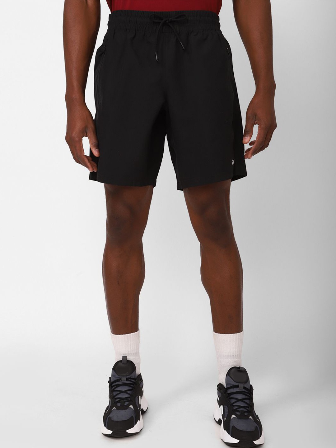 

Reebok Training Wor Woven Mens Mid-Rise Regular Fit Shorts, Black