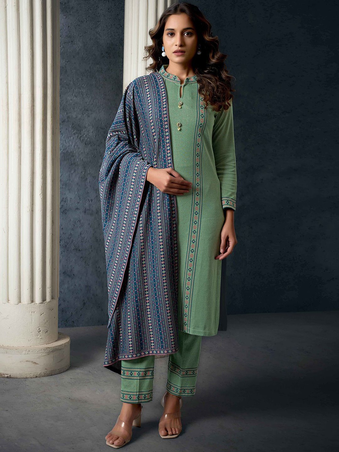 

Peachmode Geometric Woven Design Pure Wool Straight Kurta With Trousers & Dupatta, Green