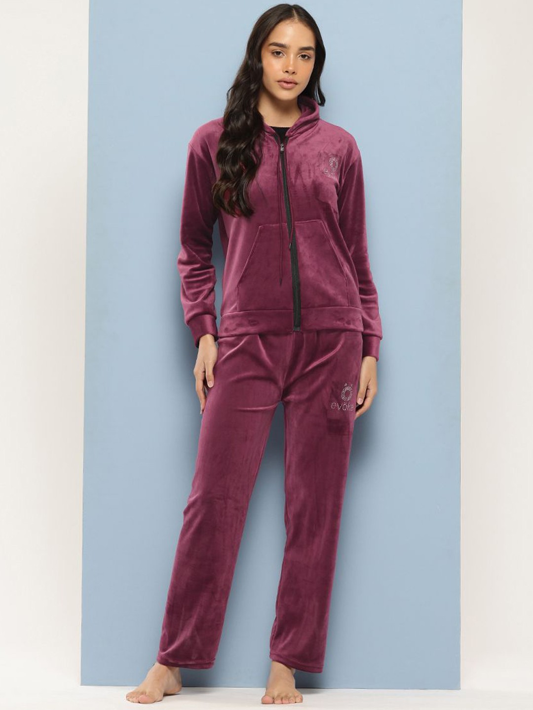 

CORSICA Hooded Neck Velvet Night Suit, Maroon