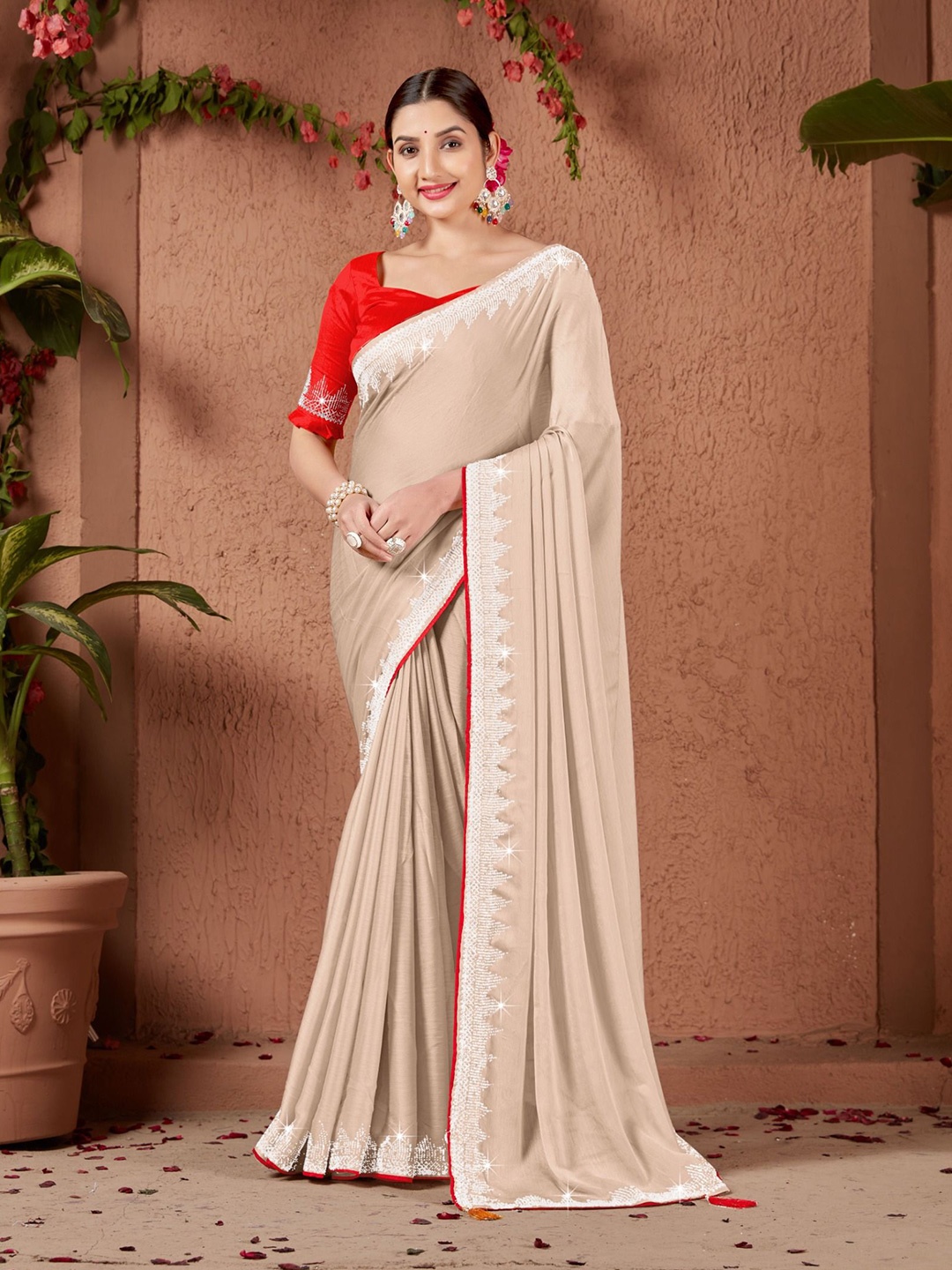 

PAYAL CREATION Sequinned Pure Georgette Maheshwari Saree, Cream