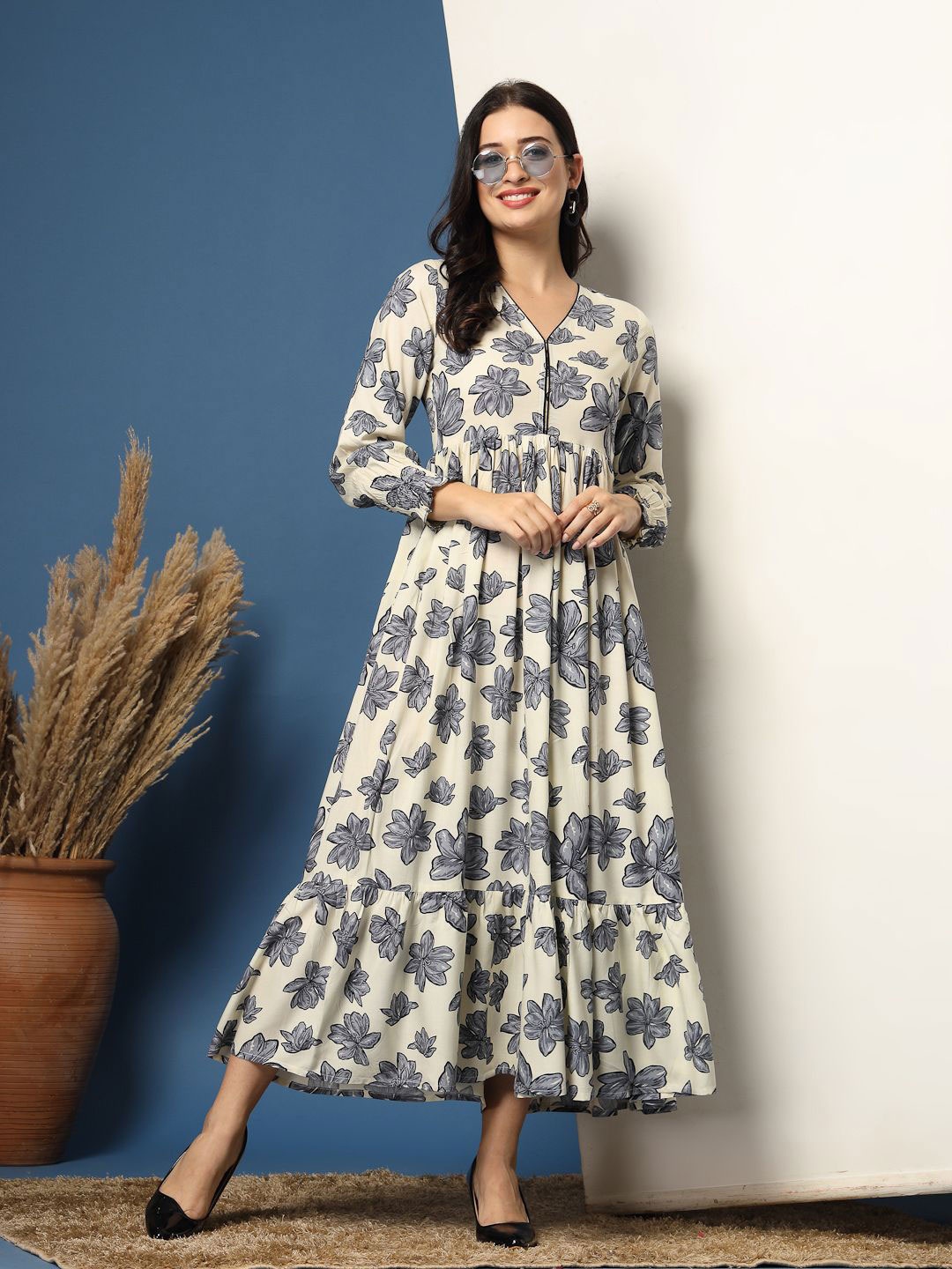 

GLAMALUE Floral Print Puff Sleeve Crepe Maxi Dress, Off white