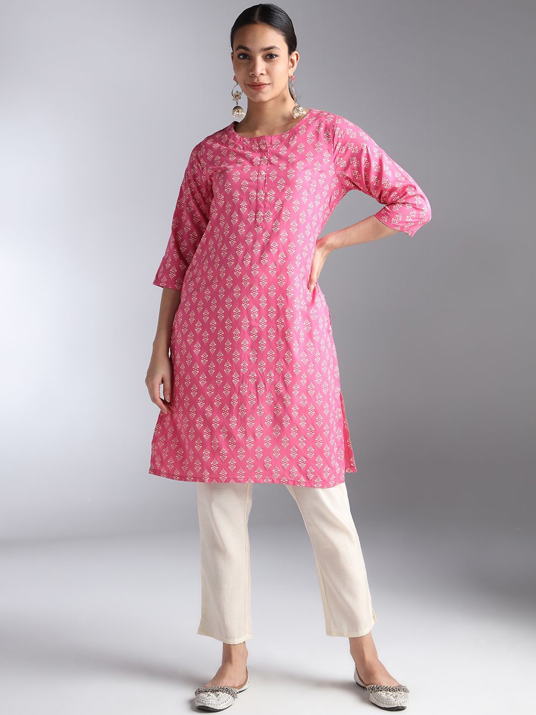 

House Of Dharaa Geometric Printed Round Neck Straight Kurta, Pink