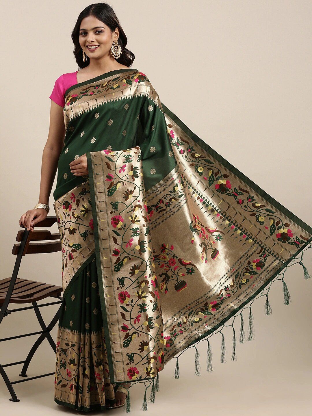 

DIVASTRI Woven Design Zari Silk Blend Paithani Saree, Green