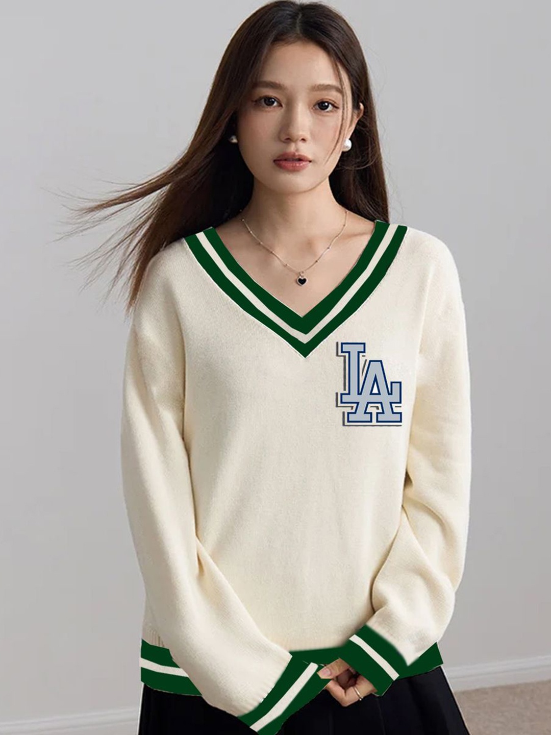 

Moda Rapido Women Varsity Printed Sweatshirt, Off white