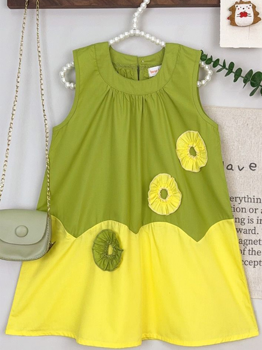 

LULU & SKY Girls A-Line Sleeveless Woven Dress, Green