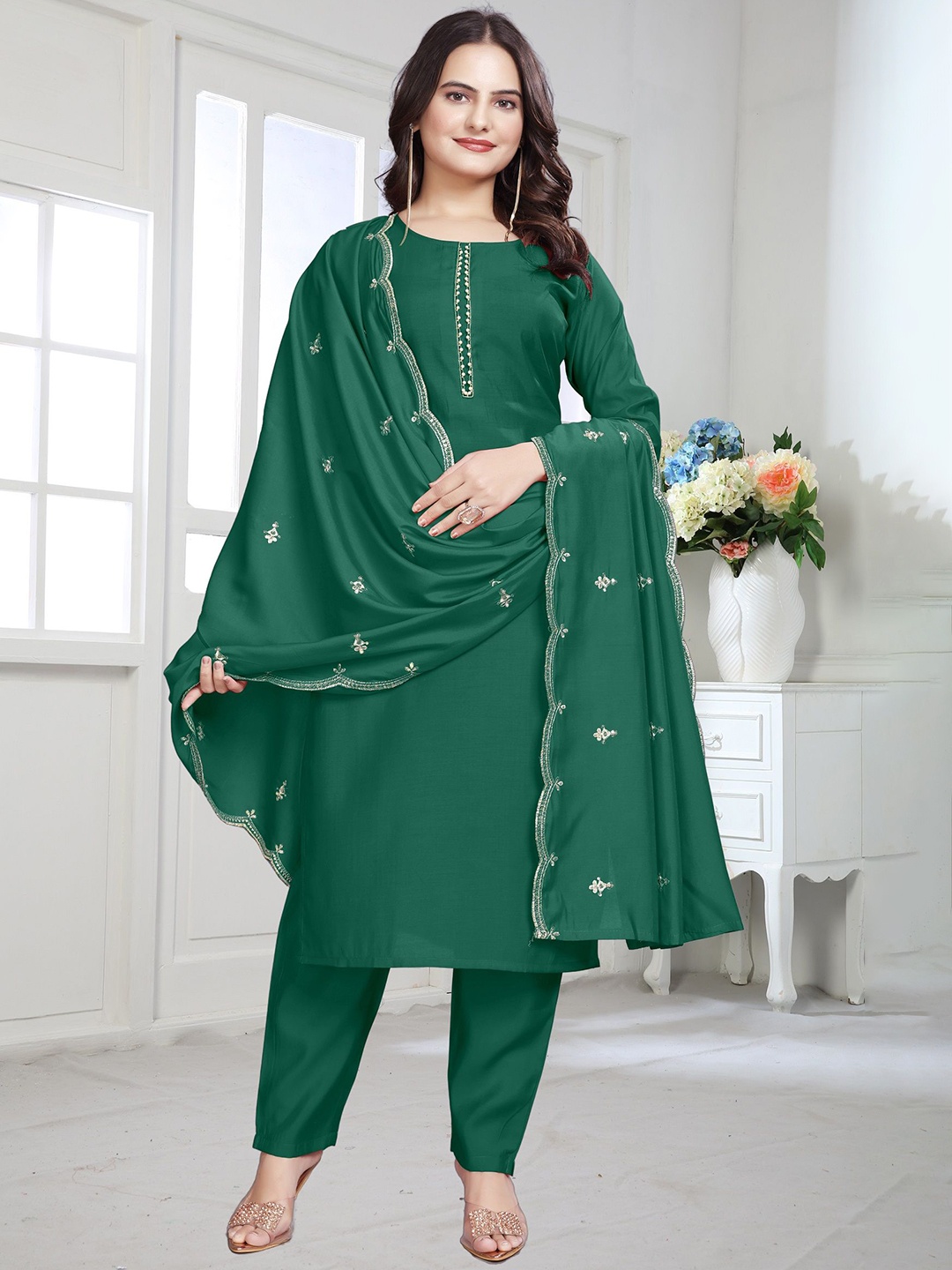 

SATPURUSH Stones & Beads Work Kurta With Trousers & Dupatta, Green
