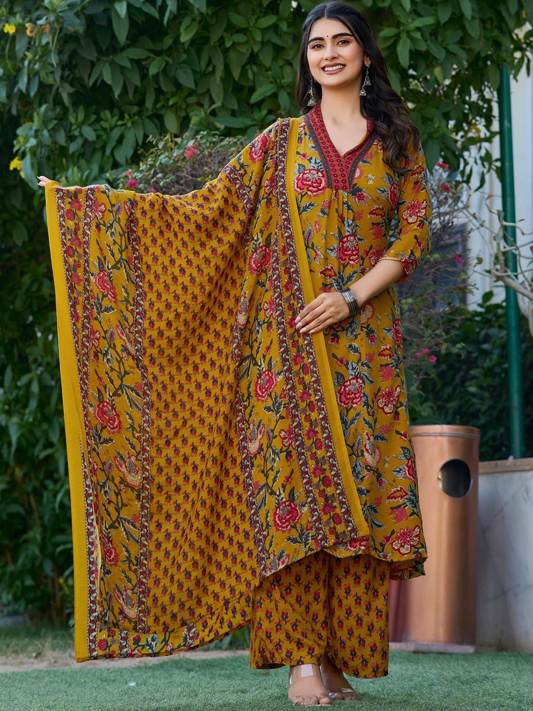 

DIVASTRI Women Floral Printed Pleated Thread Work Kurta with Trousers & With Dupatta, Yellow