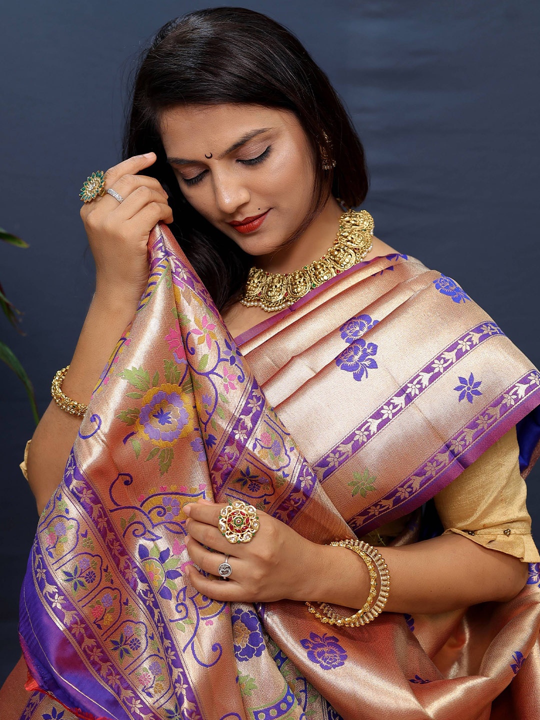 

Kandora Woven Design Zari Pure Silk Paithani Saree, Purple