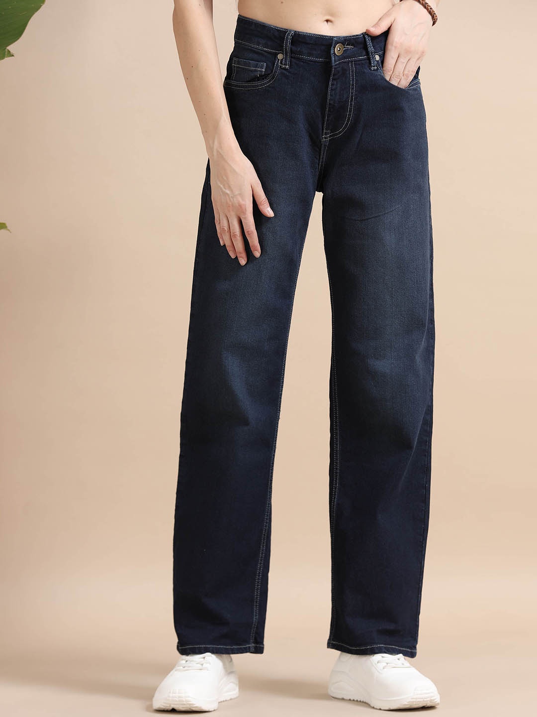 

ALTIVA Women Comfort High-Rise Light Fade Stretchable Jeans, Blue