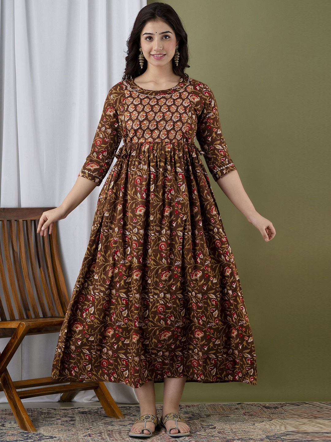 

SILAKIVA Floral Printed Gathered Fit and Flare Maternity Dress, Brown