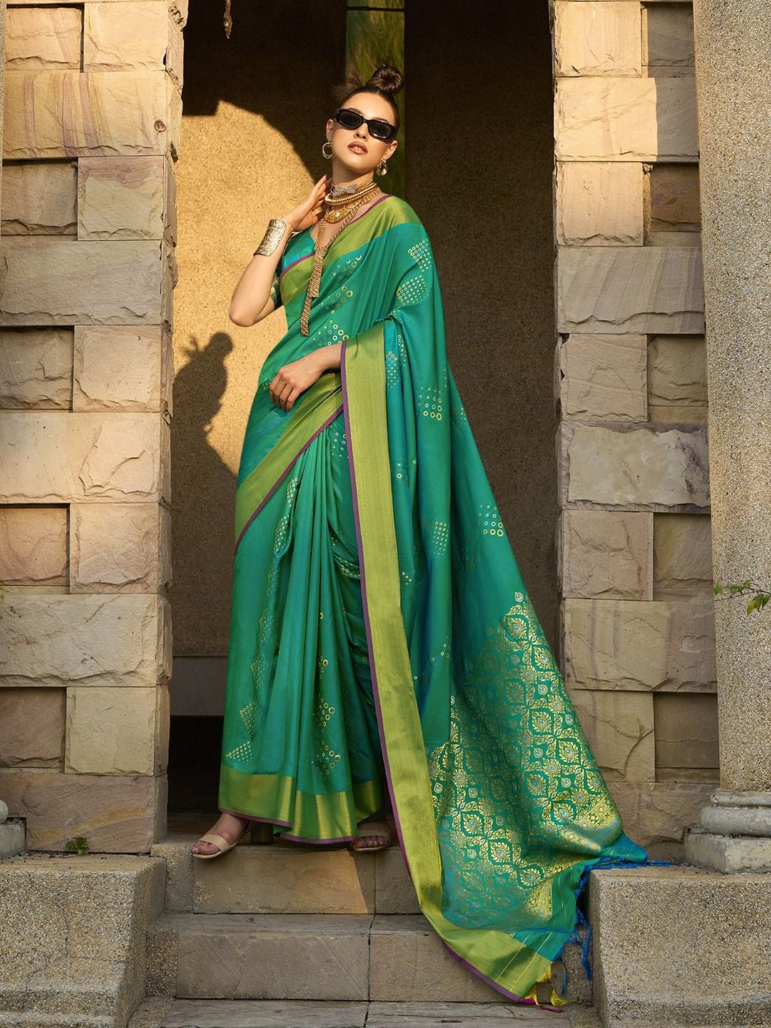 

Anouk Woven Design Zari Silk Blend Banarasi Saree, Green