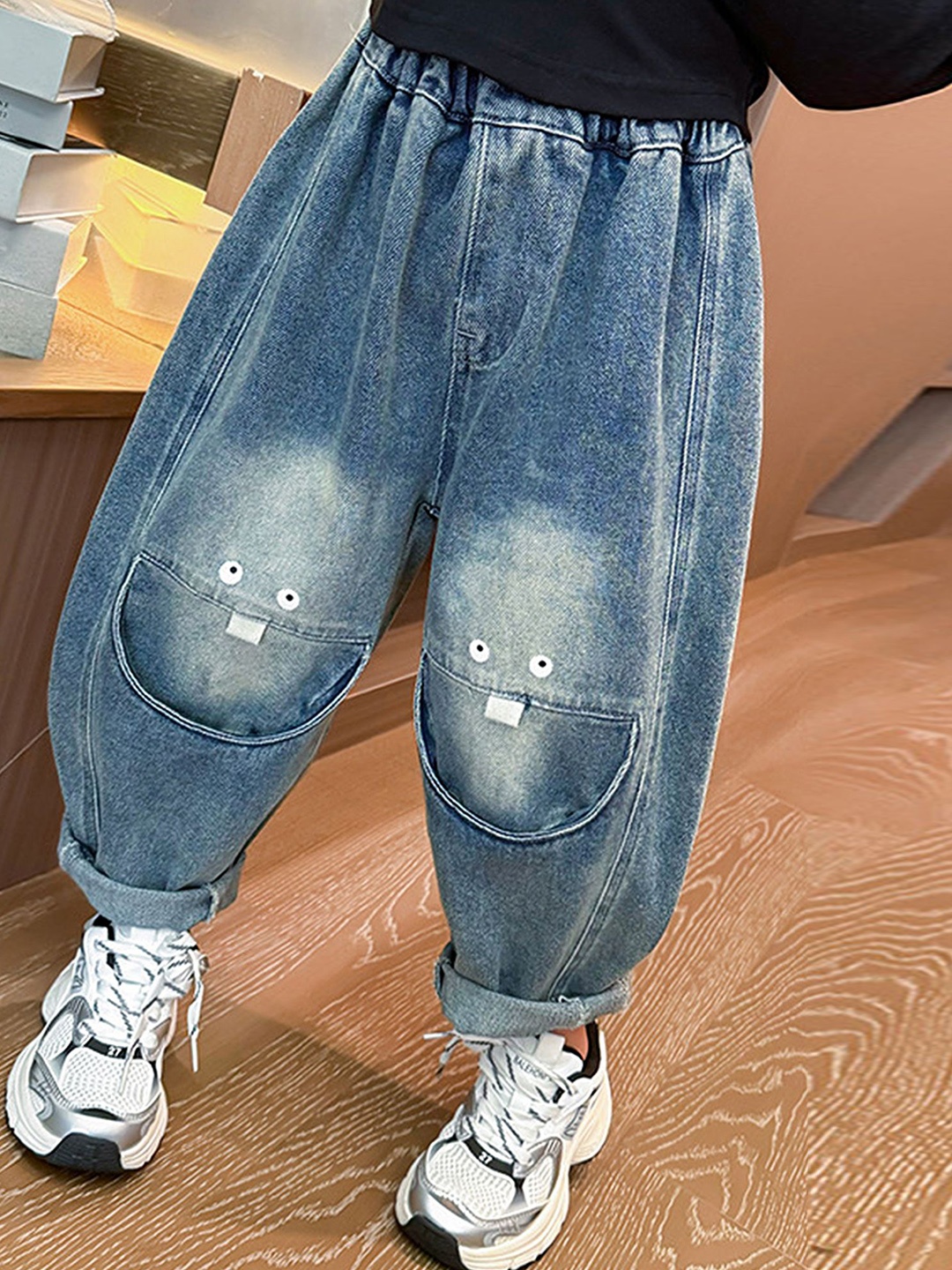 

LULU & SKY Girls Baggy Clean Look Heavy Fade Jeans, Blue